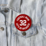 Crimson and White Football Mama Jersey Number<br><div class="desc">Freuen Sie sich auf Ihr Lieblings-Sportteam, Ihren Fußballspieler oder zeigen Sie einfach Ihren Schulstolz mit einem personalisierten Spirituosenknopf! Fügen Sie Ihren Schulnamen hinzu oder personalisieren Sie ihn mit einem Spielernamen und Jersey-Nummer. Ideal für Fußball, Basketball, Baseball und Fußball! Erstellen Sie individuelle Buttone für das ganze Team, Cheerleader, Eltern und Geschwister,...</div>