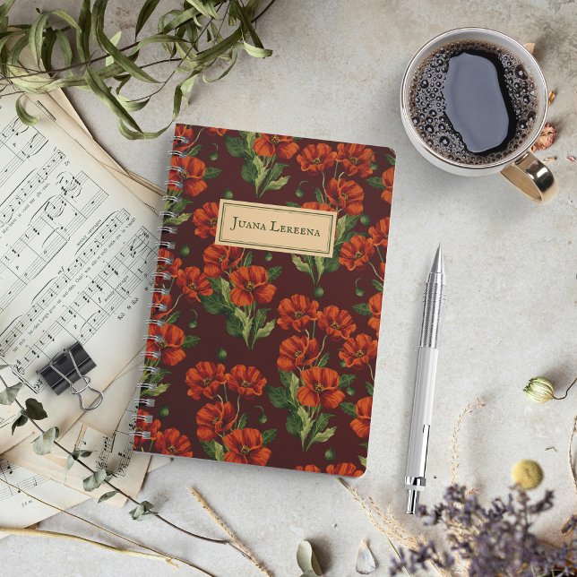 Crimson Poppies Dark Botanical Notizbuch (Crimson poppies bloom in twilight, your secrets find a haunting home.)