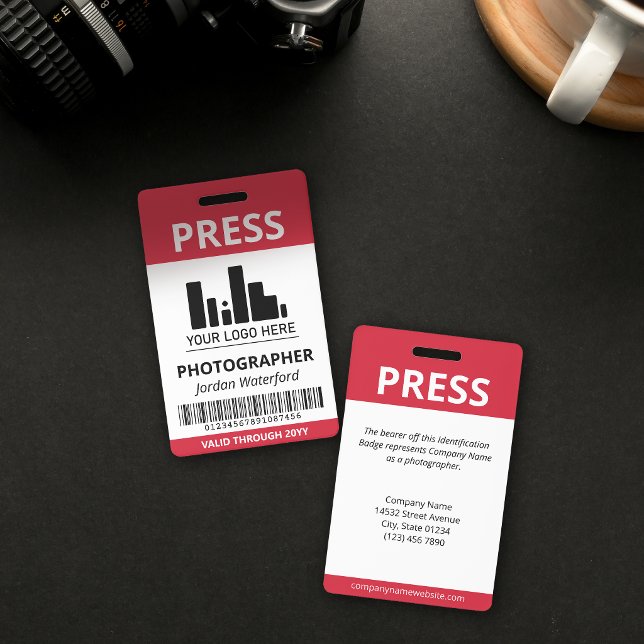 Crimson Red Logo Bar Code Pressekennung Ausweis (Von Creator hochgeladen)