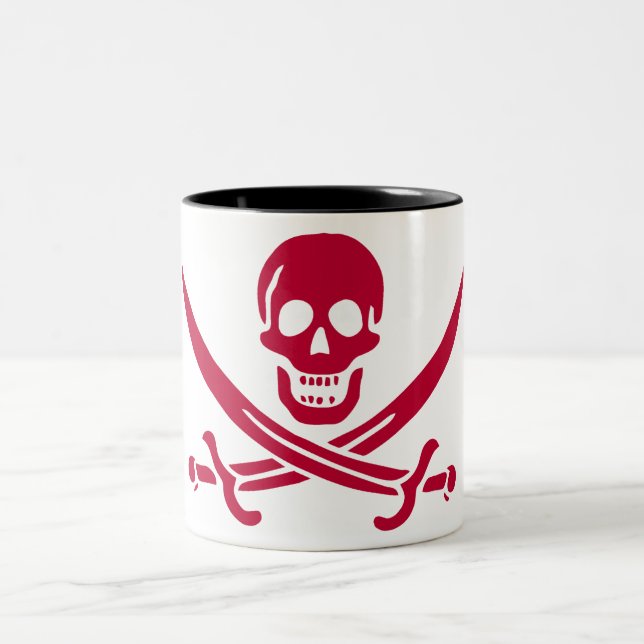 Crimson Skull & Schwerter Pirate Fahne von Calico  Zweifarbige Tasse (Mittel)