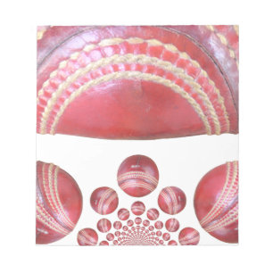 Crimson Spin - Ein wunderschöner Red Cricket Ball  Notizblock