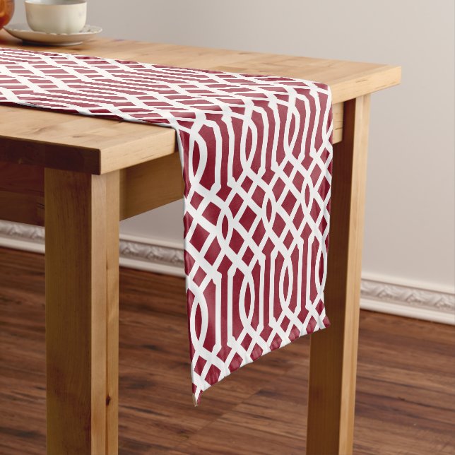 Crimson Trellis Kurzer Tischläufer (Beispiel)