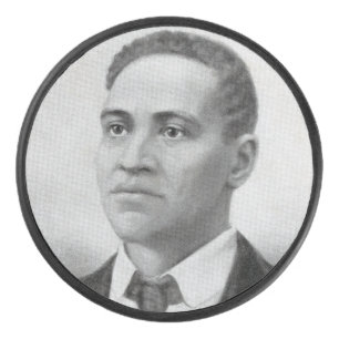 Crispus Attucks: Märtyrer der amerikanischen Revol Eishockey Puck