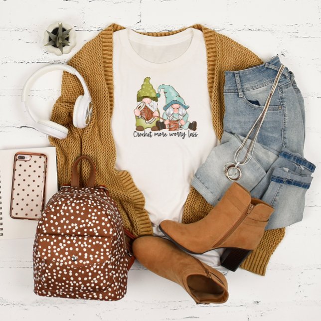 Crochet mehr Besorgnis weniger lange schläfchen T  T-Shirt (Von Creator hochgeladen)