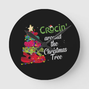 Crocin um die Weihnachtszeit Runde Wanduhr