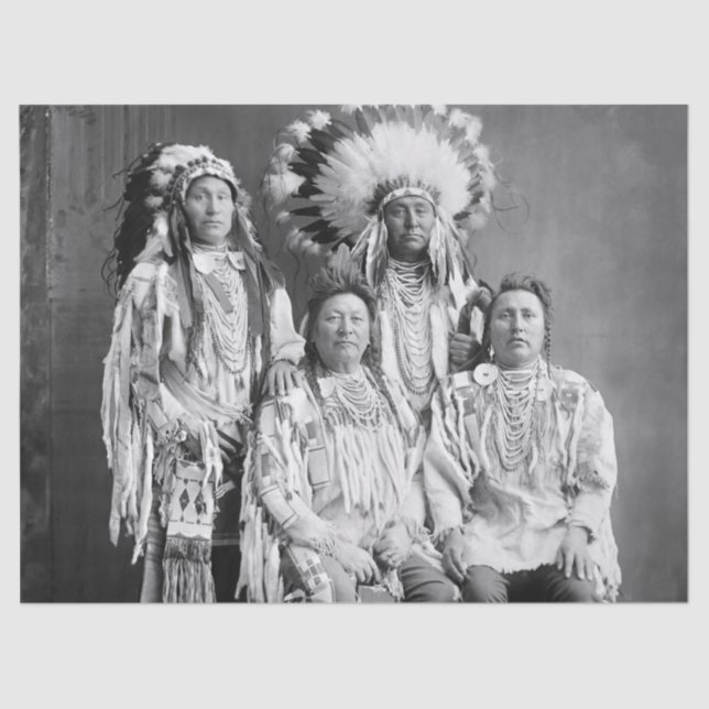 Crow Indian Group Portrait, Anfang der 1900er Seidenpapier (Vorderseite)