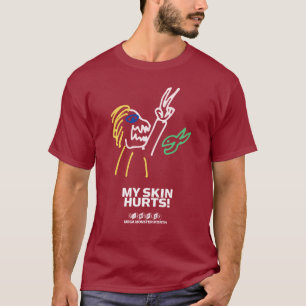 Crow vs Servo: MEINE HAUT HURTS! T-Shirt