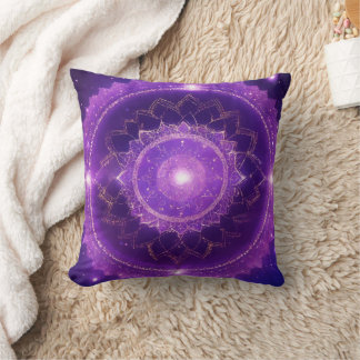 Crown Chakra Lila Mandala Kissen