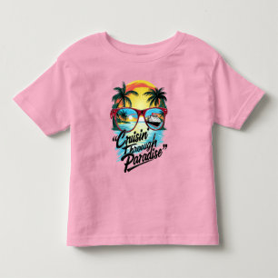Cruisin’ Through Paradise: Tropical Escape Vibes Kleinkind T-shirt