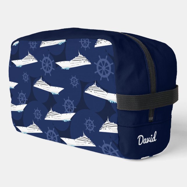 Cruising Cruise Ship Personalised Blue and White Waschbeutel (Linke Seite)