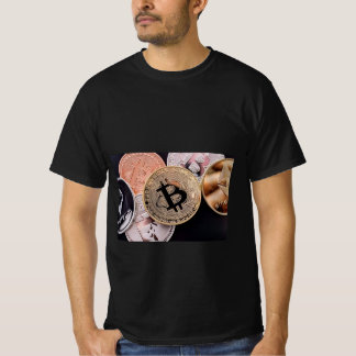 Crypto King: Bitcoin & Blockchain T - Shirt