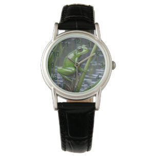 "Crystal Clarity: Green Glass Frog on River Reeds" Armbanduhr
