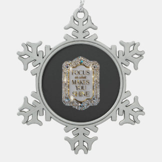 Crystal Elegance Schneeflocken Zinn-Ornament