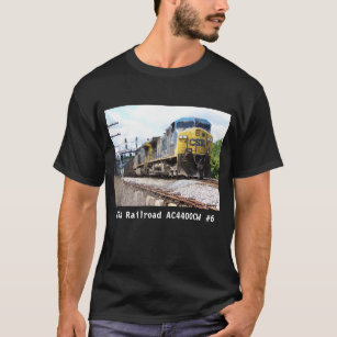 CSX Railroad AC4400CW #6 mit einem T-Shirt