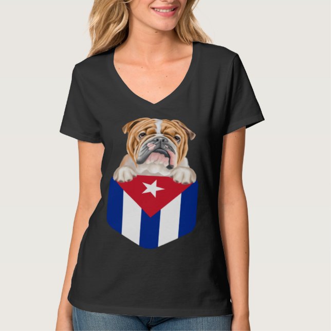 Cuba Flag Bulldog Dog In Pocket T-Shirt (Vorderseite)