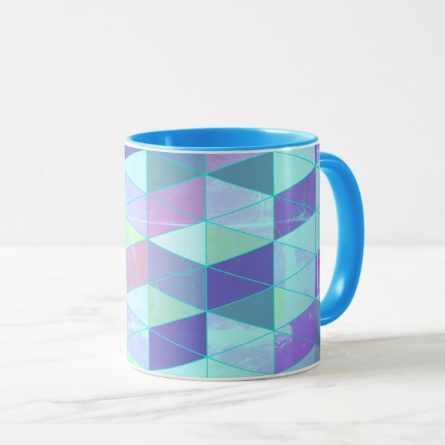 Cubes in dreieckiges geometrisches Muster Tasse (VorderseiteRechts)