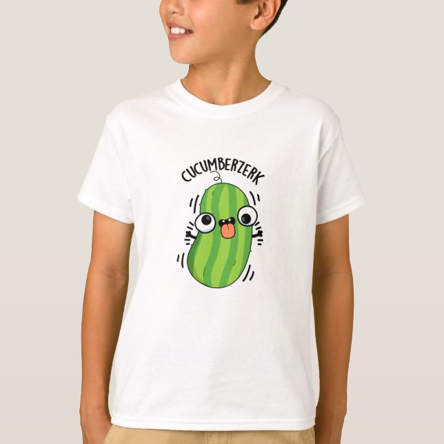 Cucumberzerk Funny Berzerk Cucumber Pub T-Shirt (Vorderseite)