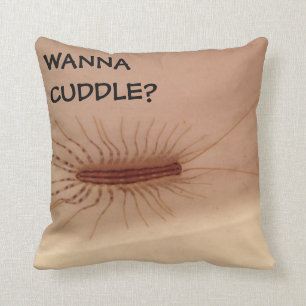 Cudly Centipede Throw Kissen