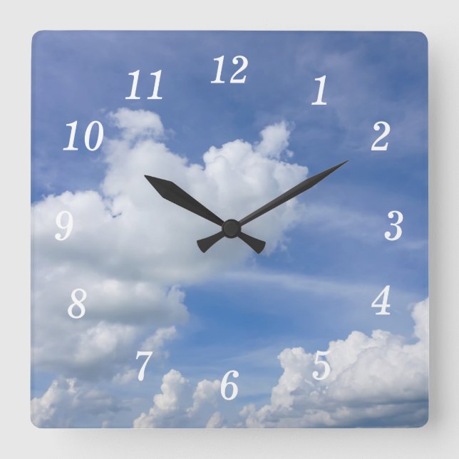 Cumulus Puffs Wall Clock Quadratische Wanduhr (Vorderseite)