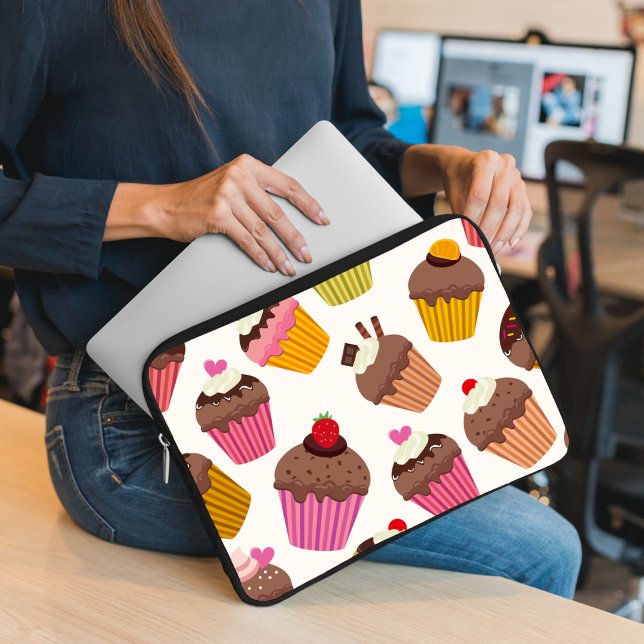 Cupcake Muster, Muffin Muster, Schokolade, Herz Laptopschutzhülle (Von Creator hochgeladen)
