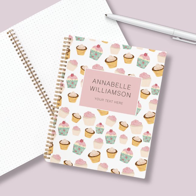 Cupcake Muster Personalisiert Notizbuch (Cute cupcake planner. Add your own name & custom text.  )