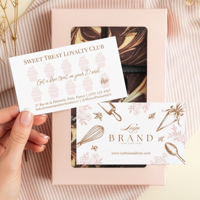 Cupcake Pastry Chef Baking Utensils Bakery Logo Treuekarte (Cupcake Pastry Chef Baking Utensils Bakery Logo Loyalty Card)