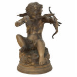 Cupid 2 Ornament Fotoskulptur Ornament<br><div class="desc">Akryllische Fotoskulpturenverzierung mit einem Bild einer goldenen Figur aus Kupfer, die auf seinen Bogen und Pfeil zeigt. In der klassischen Mythologie ist Cupid der römische Gott des Verlangens, der Liebe, der Anziehungskraft und der Zuneigung. Oft wird er als Sohn der Göttin der Liebe Venus und der Mars des Kriegsgottes dargestellt....</div>