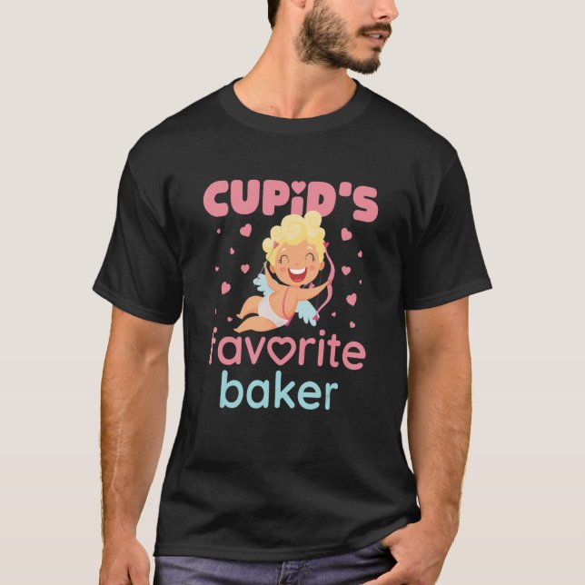 Cupid's Favorite Baker Cute Valentine's Day T-Shirt (Vorderseite)