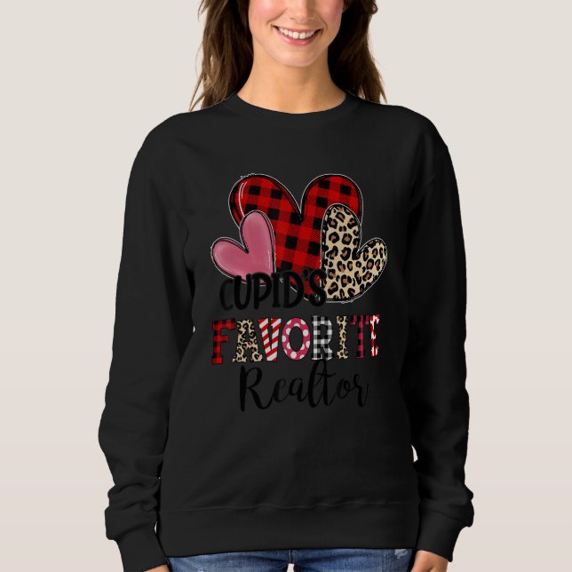 Cupid's Favorite Realtor Three Hearts Valentine's  Sweatshirt (Vorderseite)