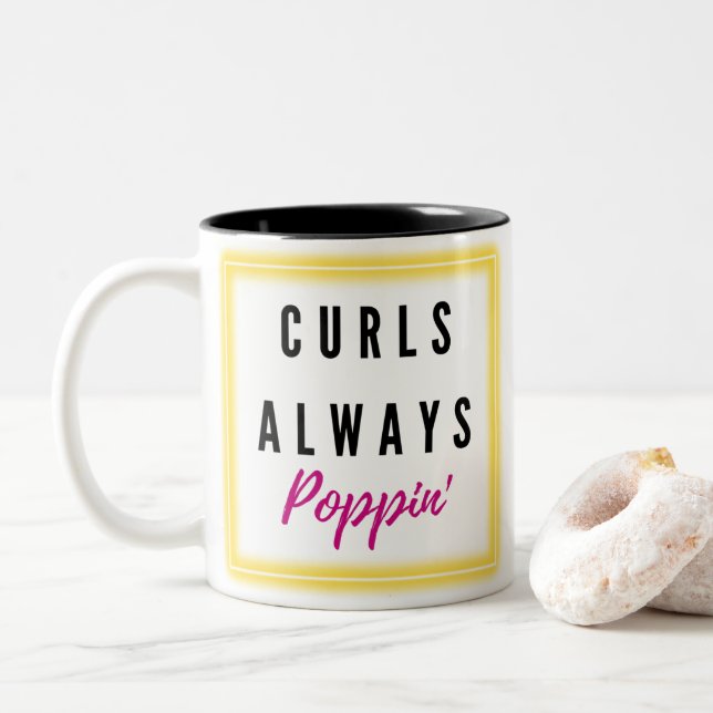 Curls immer Poppin'! Niedliches Curry-Haar-Angebot Zweifarbige Tasse (Mit Donut)