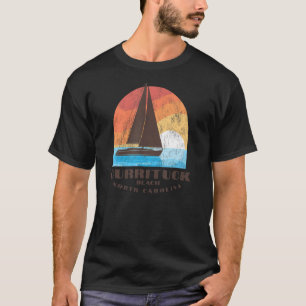 Currituck Beach, NC Vacationing Segelboot Sunris T-Shirt