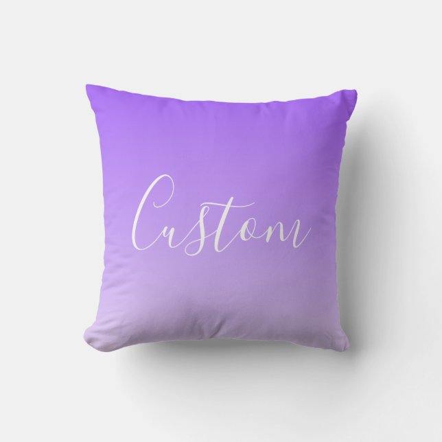 Cursive Script Name & Editable Light Lila Ombre Kissen (Vorderseite)