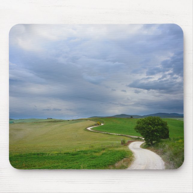 Curvy Straße in Richtung zu einem Bestimmungsort Mousepad (Vorne)