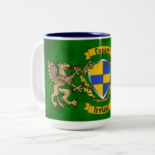Cusack Irish Shield & Griffins Zweifarbige Tasse