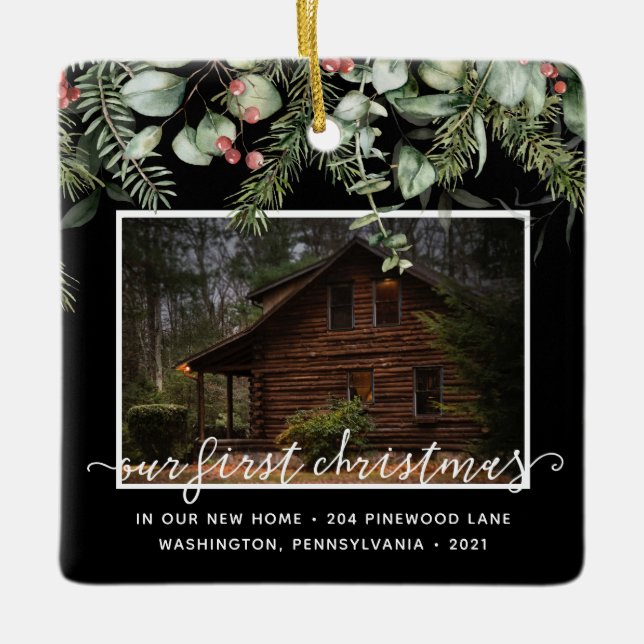 Custom 2 Foto First Xmas Neue Zuhause Winter Green Keramikornament (Vorderseite)