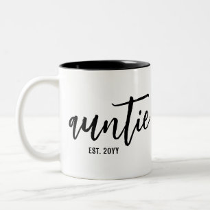 Custom Auntie Est. Modern Brush Script Typografie Zweifarbige Tasse