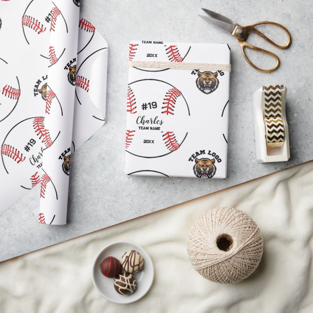 Custom Baseball Player Name Number and Team Logo Geschenkpapier (Kunsthandwerk)