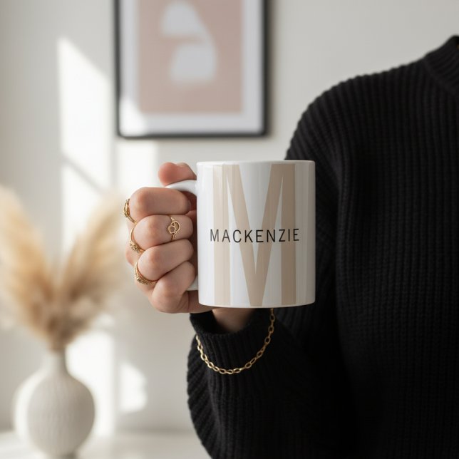 Custom Beige Monogram Mug Gift for Teacher or Girl Kaffeetasse (Personalized Beige Name Mug – Birthday, Christmas & Graduation Gift for Her)