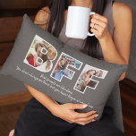 Custom BESTE FREUNDIN Besties Best Friends Foto Co Lendenkissen<br><div class="desc">Feiern Sie Ihre Freundschaft mit Ihrer BESTE FREUNDIN mit diesem maßgeschneiderten Foto Lumbalkissen. Moderne, fette Typografie zeigt Ihnen 3 Ihrer Lieblings-Fotos von Ihnen und Ihrem besten Freund aller Zeiten sowie ein leicht anpassbares Angebot an der Vorderseite. Auf der Rückseite ist Platz für Ihre Namen, eine andere Nachricht oder Ihre Freundschaftszeitleiste....</div>