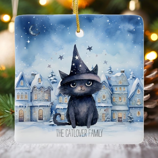 Custom Black Cat Winter Familie Weihnachtsfeiertag Keramikornament (Blue Magical Wizard Black Cat Watercolor Christmas Ceramic Ornament)