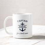 Custom Captain Boat Nautical Anchor Kaffeetasse<br><div class="desc">Set segeln mit unserer Custom Captain Boat Nautical Anchor Coffee Tasse. Diese Tasse ist perfekt für die Seefahrer geeignet und bietet ein zeitloses nautisches Ankerdesign und einen individuellen Kapitän oder Bootsnamen für eine persönliche Touch. Aus hochwertiger Keramik gefertigt, ist es haltbar und ideal, um Kaffee oder Tee im Wasser oder...</div>