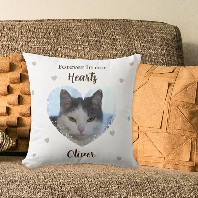 Custom Cat Forever in Our Hearts Throw Pillow Kissen (Von Creator hochgeladen)