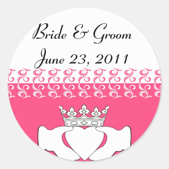 Custom Claddagh in Pink Runder Aufkleber (Vorderseite)