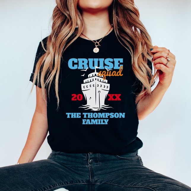 Custom Cruise Squad 2024 Personalisiert Funny Grou T-Shirt (Von Creator hochgeladen)