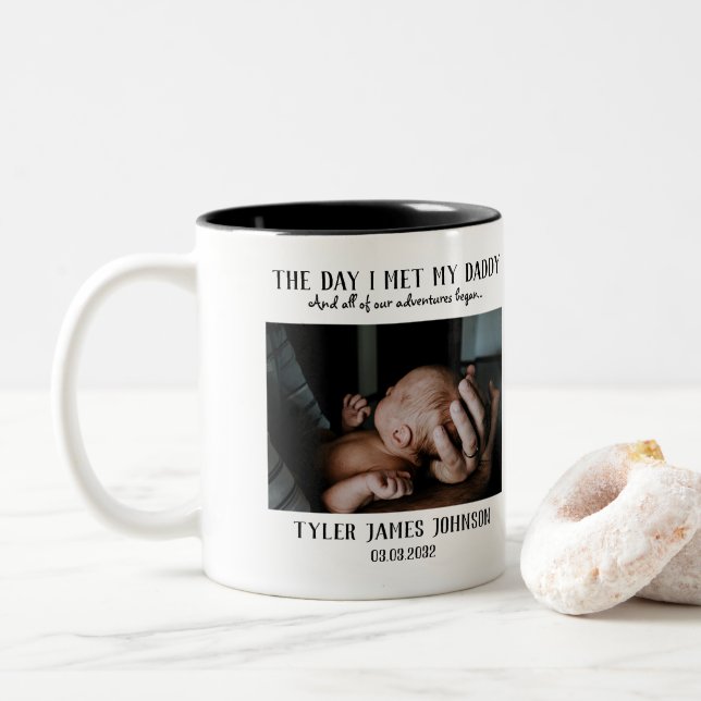 Custom Daddy Foto First Vatertag Zweifarbige Tasse (Mit Donut)