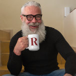 Custom Dark Red Letter Personalisiert Mono Initial Kaffeetasse<br><div class="desc">Machen Sie Ihre eigene 15 oz Kaffee Tasse mit jedem Buchstaben, Initial oder Nummer, die Sie in dunkelrot gewollt. Klicken Sie einfach, um die Vorlage zu personalisieren, und geben Sie alles, was Sie gewollt haben, in das benutzerdefinierte Textfeld ein, in dem Sie den Platzhalter "R" sehen. Diese machen ein personalisiertes...</div>