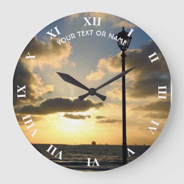 Custom Design With Your Own Foto and Your Text Große Wanduhr (Vorderseite)
