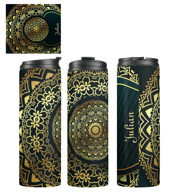 Custom Elegante Green Imitats Gold Mandala Thermosbecher (Beautiful elegant mandala for friends or bridesmaids gifts. Customize it for that personal touch.)