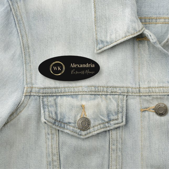 Custom Employee Black and Gold Monogram Namensschild (Beispiel)