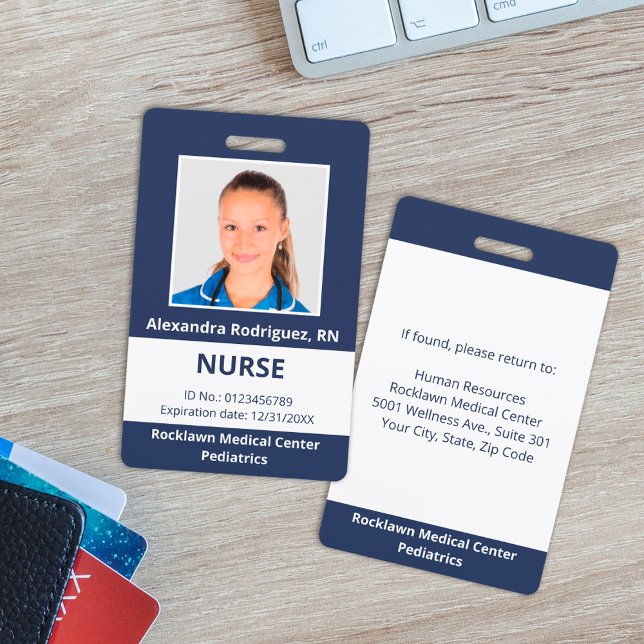 Custom Employee Foto Navy Blue White Medical ID Ausweis (Custom Employee Photo Navy Blue White Medical ID Badge, front/back)